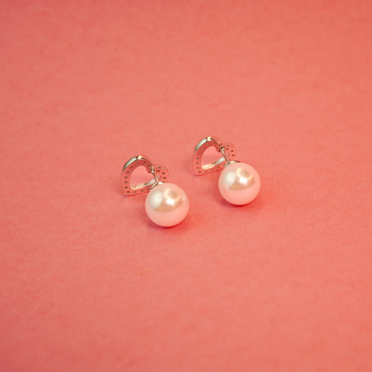 925 Sterling Silver Two-Way Heart Pearl Stud Earring
