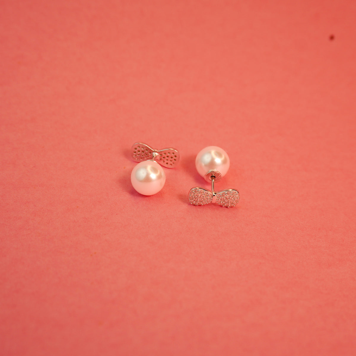 925 Sterling Silver Two-Way Bow Pearl Stud Earring