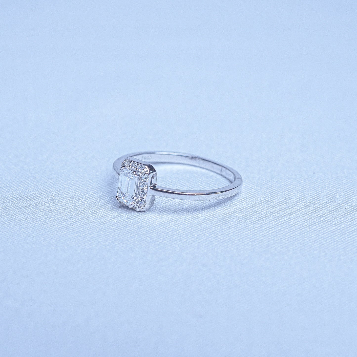 925 Sterling Silver Royal Stone Women Ring