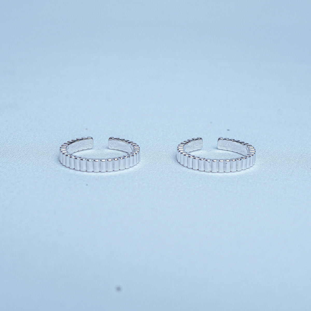 925 Sterling Silver Ribbed Stripe Women Toe Ring