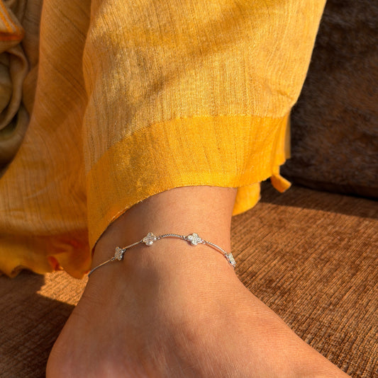 925 Sterling Silver Golden Fortune Clover Anklet