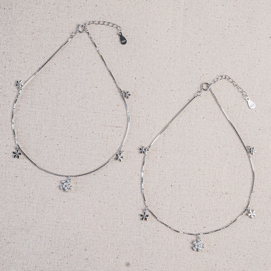 Silver Charming Petal Whisper Anklet