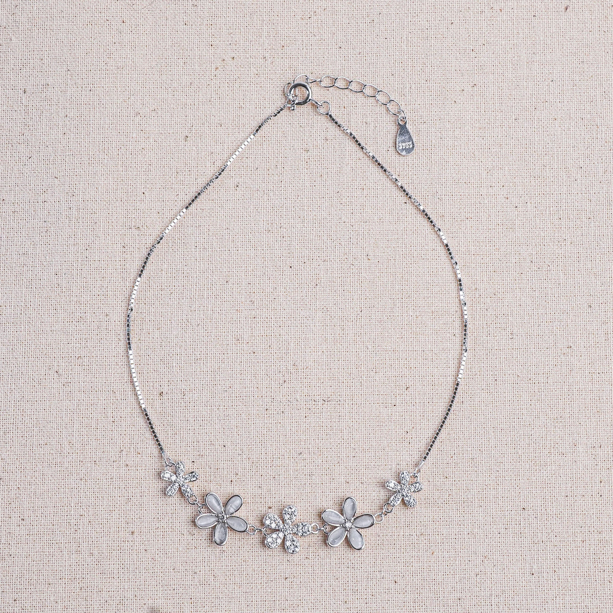 925 Sterling Silver Classic Petal Whisper Anklet