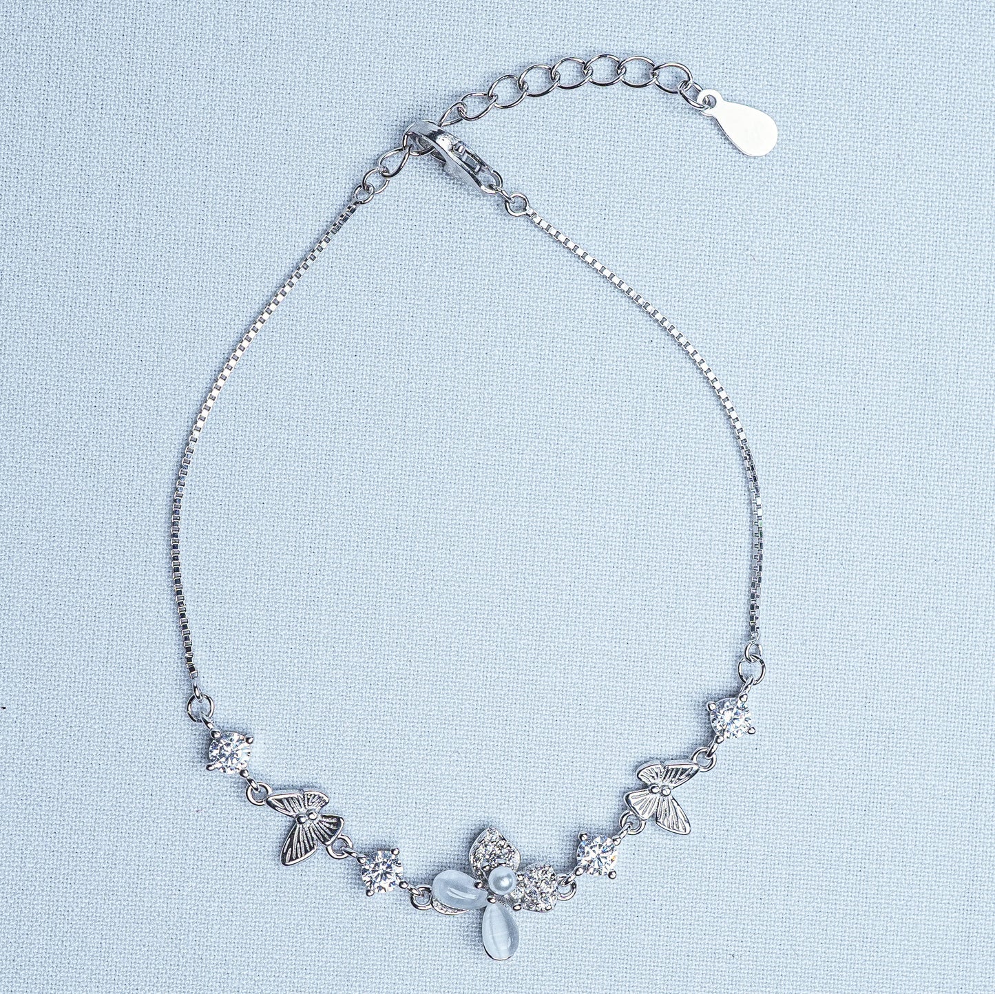 Silver Butterfly Elegance Women Chain Bracelet