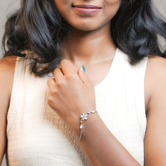 Silver Radiant Floral Petal Women Chain Bracelet