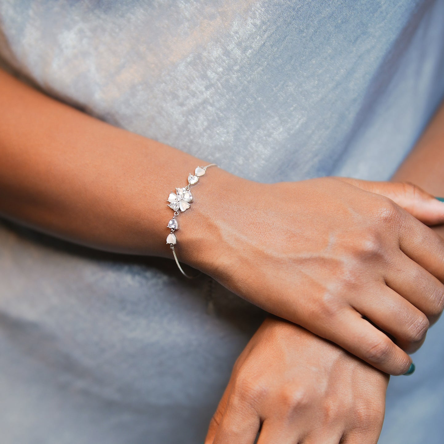 Silver Heart Petal Mist Women Chain Bracelet