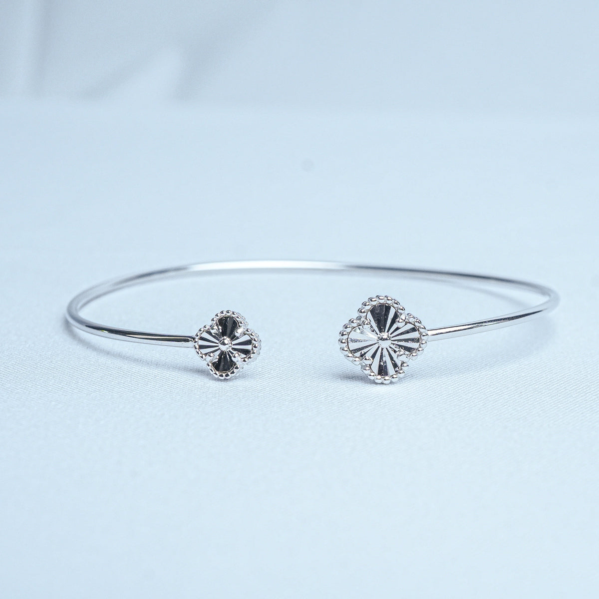 925 Sterling Silver Lucky Charm Clover Women Cuff Bracelet