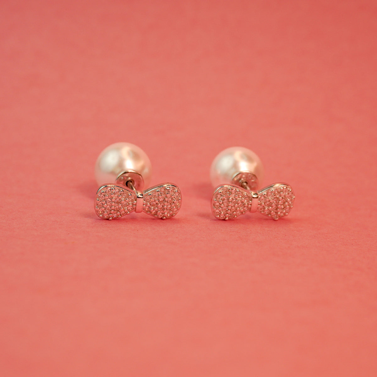 925 Sterling Silver Two-Way Bow Pearl Stud Earring