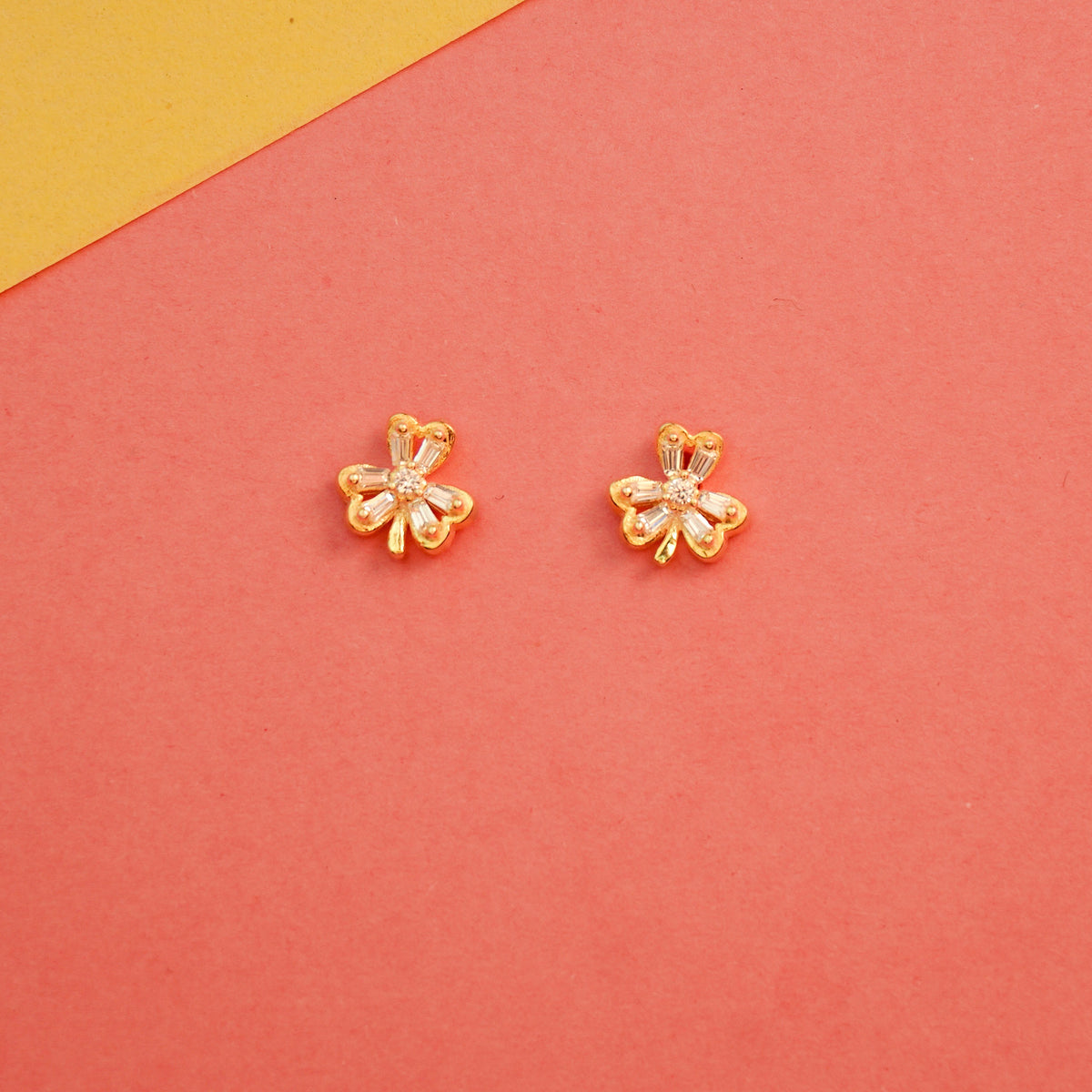 925 Sterling Silver Gold Polish Plated Crystal Clover Stud Earring