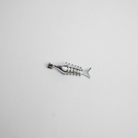 925 Sterling Silver Crimson Eye Fish Pendant (Without Chain)