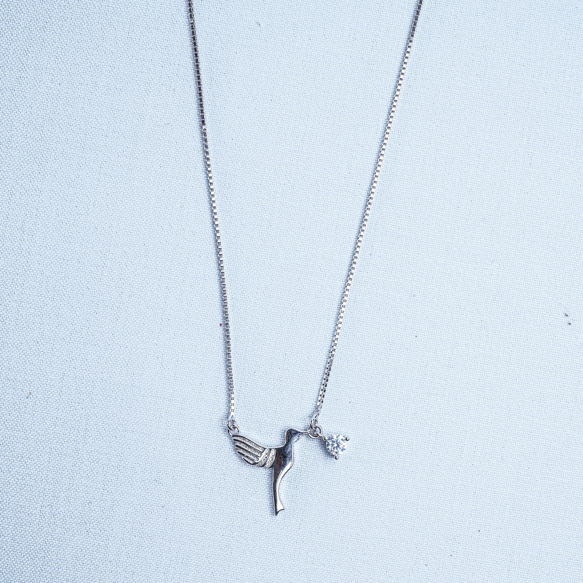 925 Sterling Silver Luxe Humming Bird Women Pendant Chain