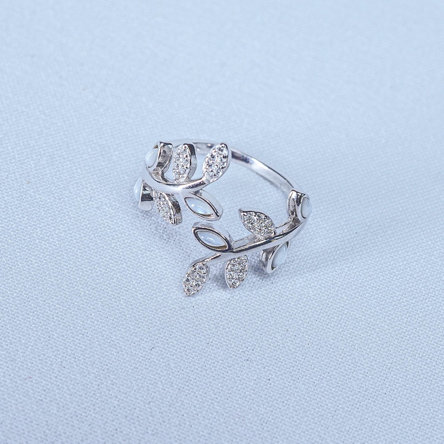 925 Sterling Silver Enchanted Leaf Vine Women Ring