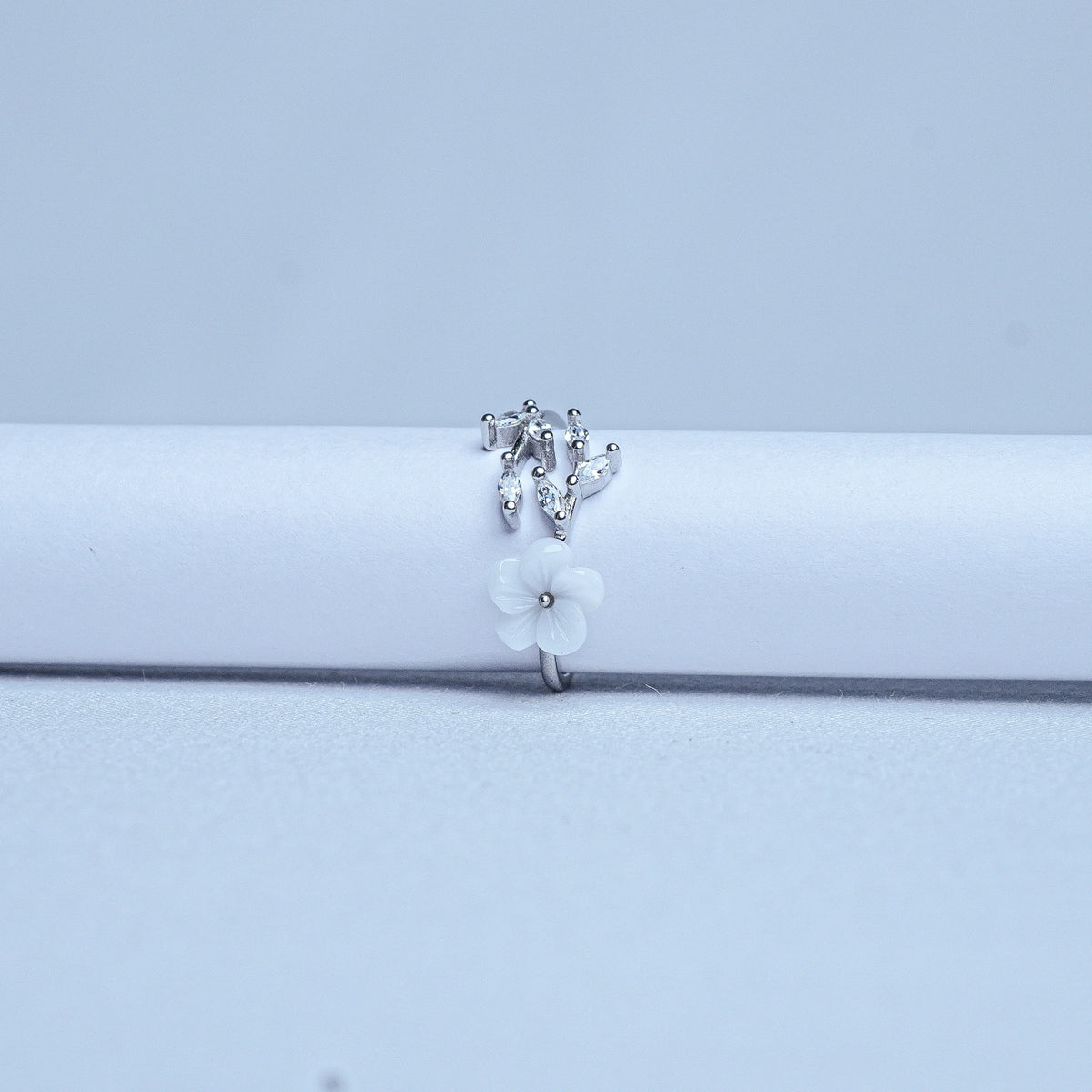 925 Sterling Silver White Petal Women Ring