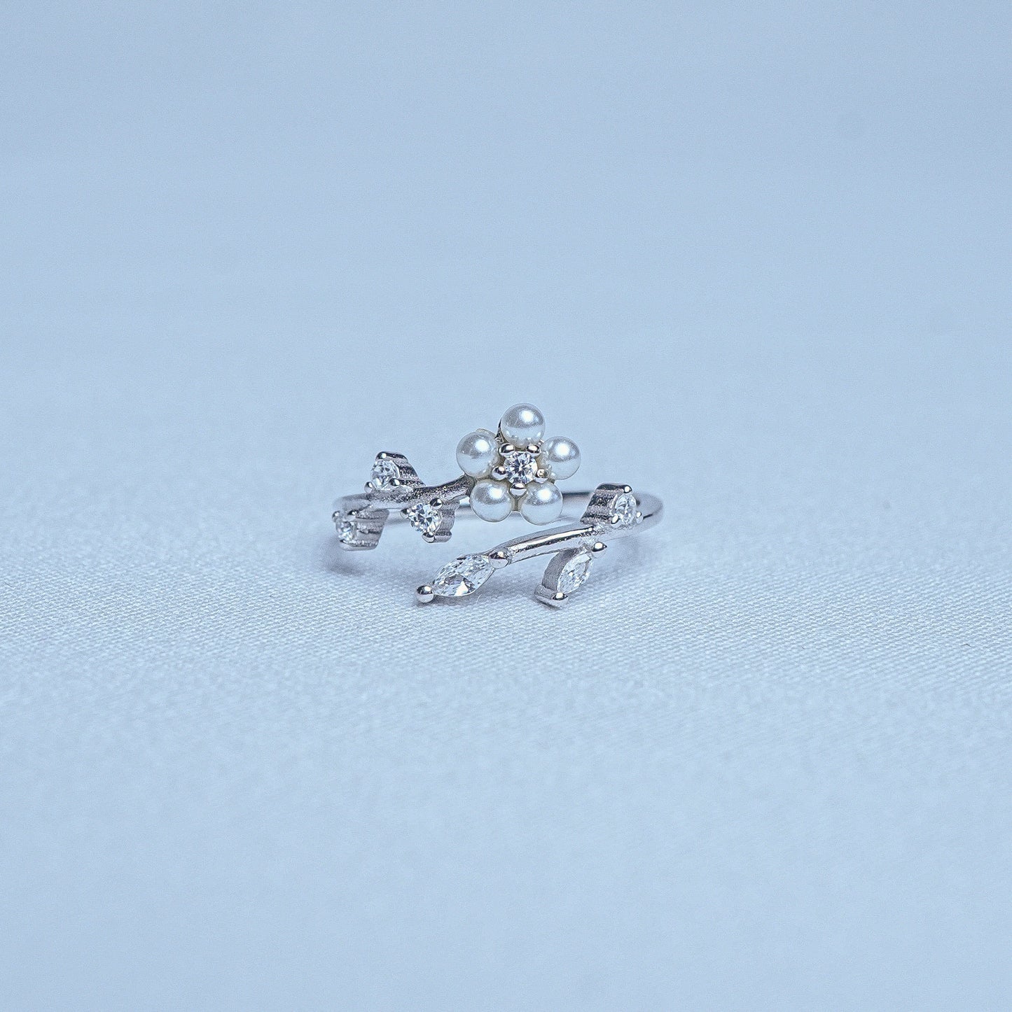 925 Sterling Silver Pearl Floral Aura Women Ring