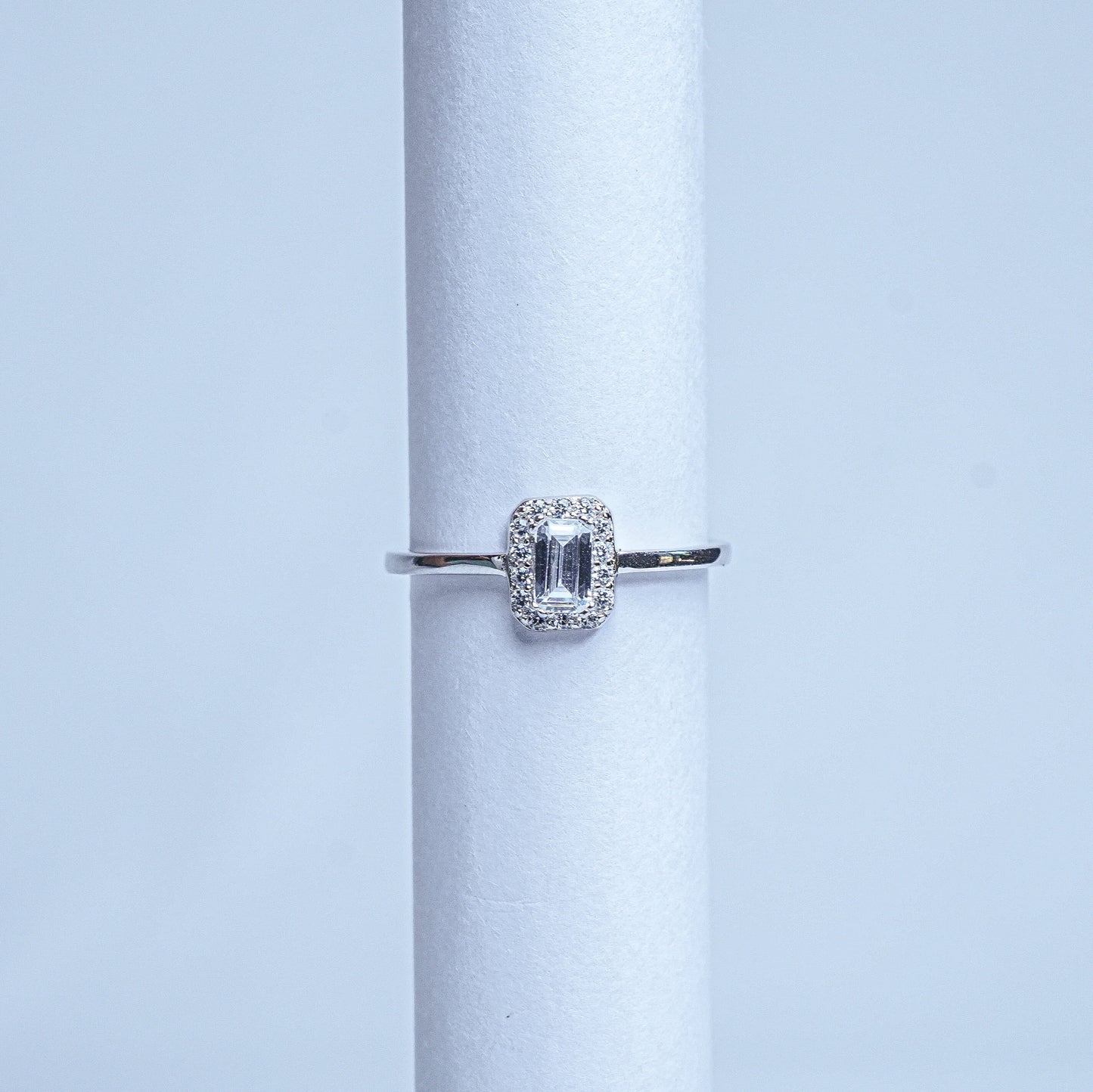 925 Sterling Silver Royal Stone Women Ring