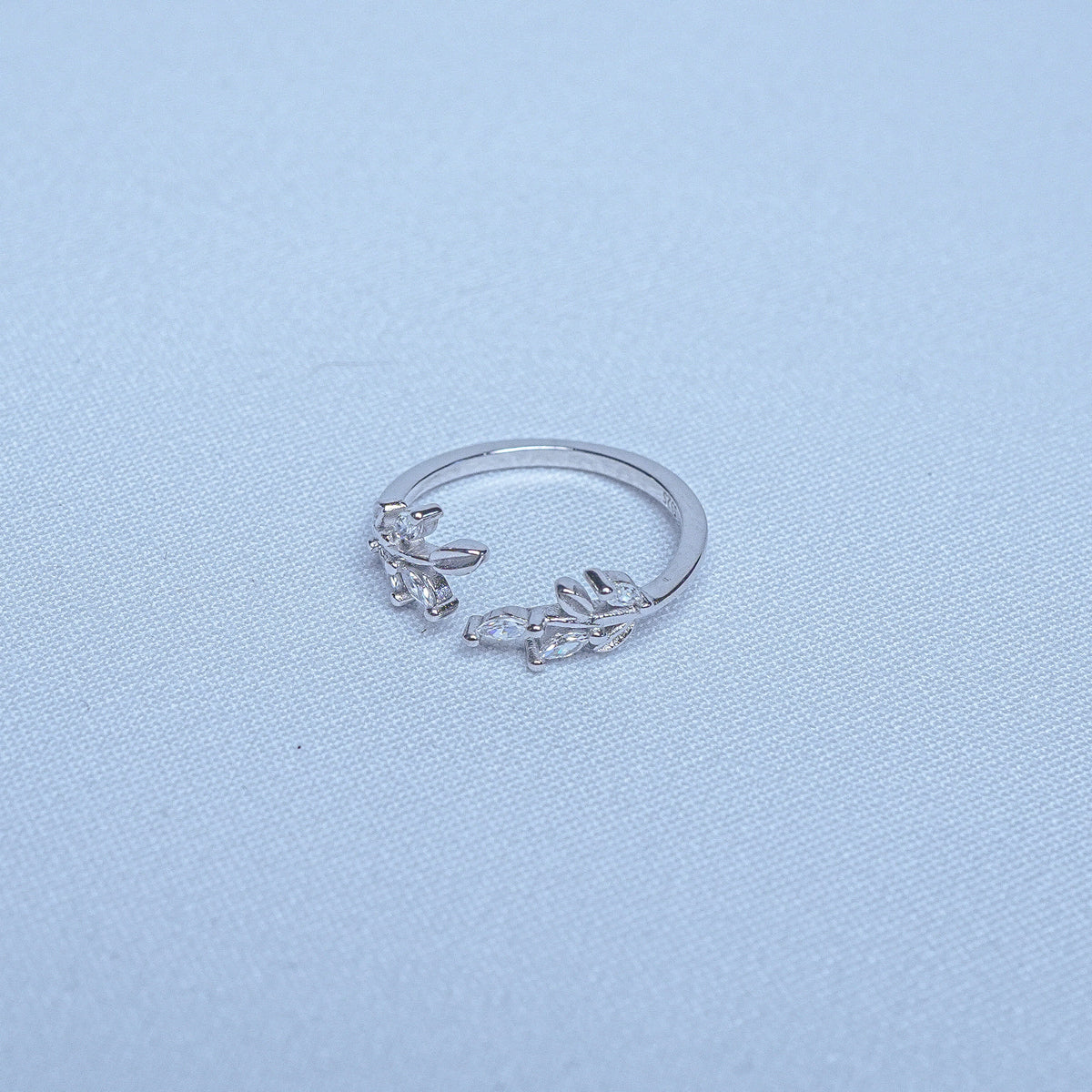 925 Sterling Silver Leaf Whisper Women Ring