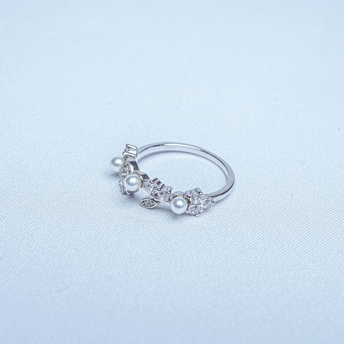 925 Sterling Silver Radiant Pearl Leaf Women Ring