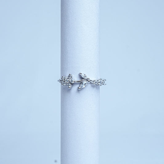 925 Sterling Silver Ethereal Leaf Women Ring