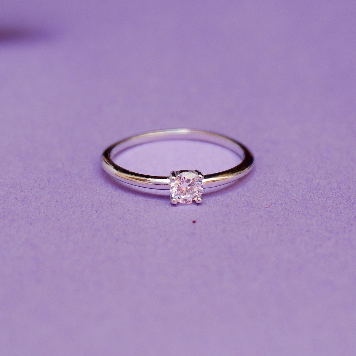 925 Silver Classic Solitarize Ring