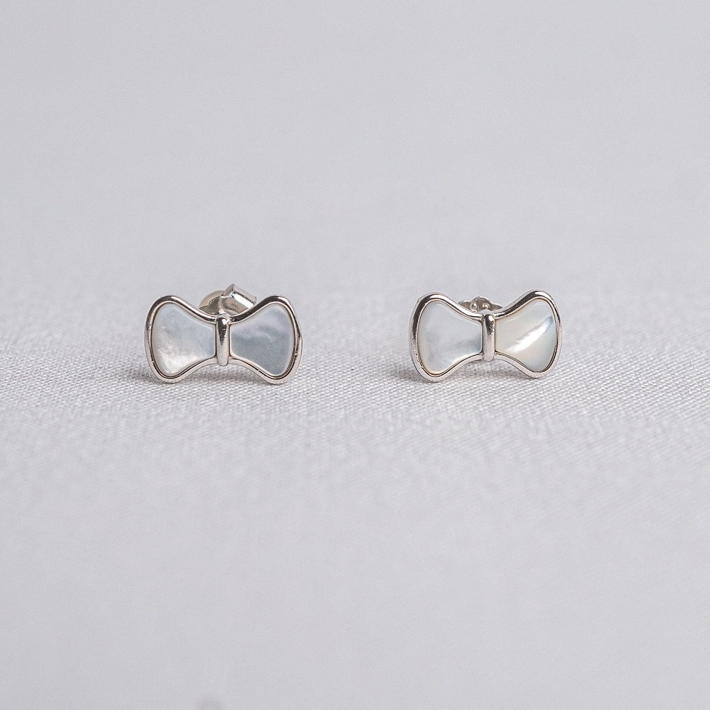 925 Sterling Silver Dainty Bow Ribbon Stud Earrings