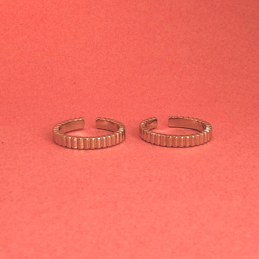 925 Sterling Silver Ribbed Stripe Women Toe Ring