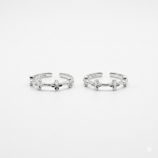 Silver Lucky Clover Bloom Toe Ring