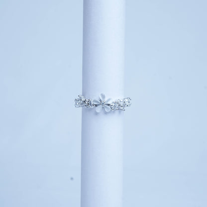 Silver Daisy Bloom Stone Ring